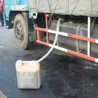 貨車(chē)油箱油量遠程監控,規避司機偷油